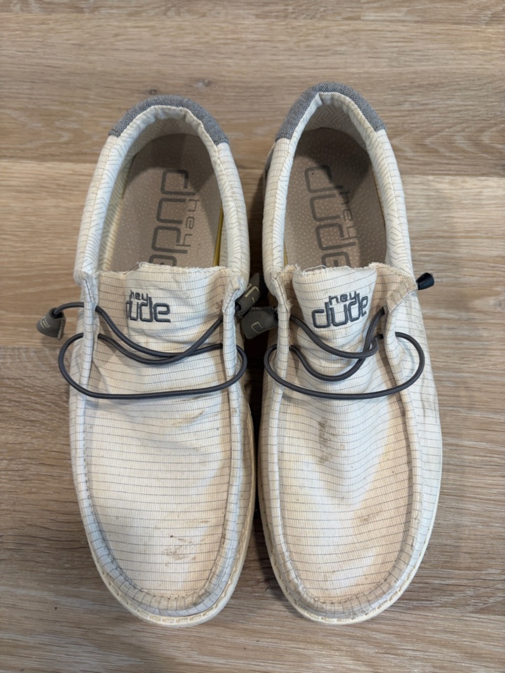 Hey Dude Men’s Cream Canvas Lace-Up Slip-Ons with Gray Accents
